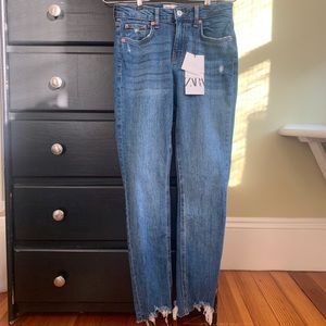 Brand New Zara Skinny Straight jeans